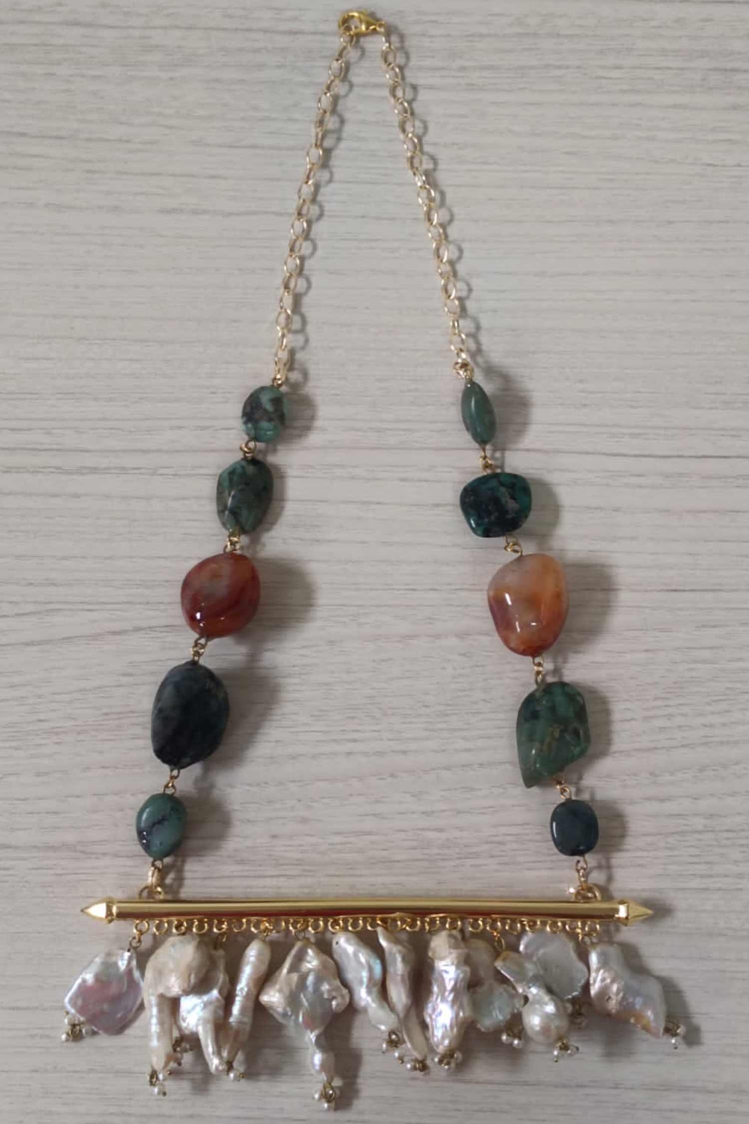 Glory neckpiece