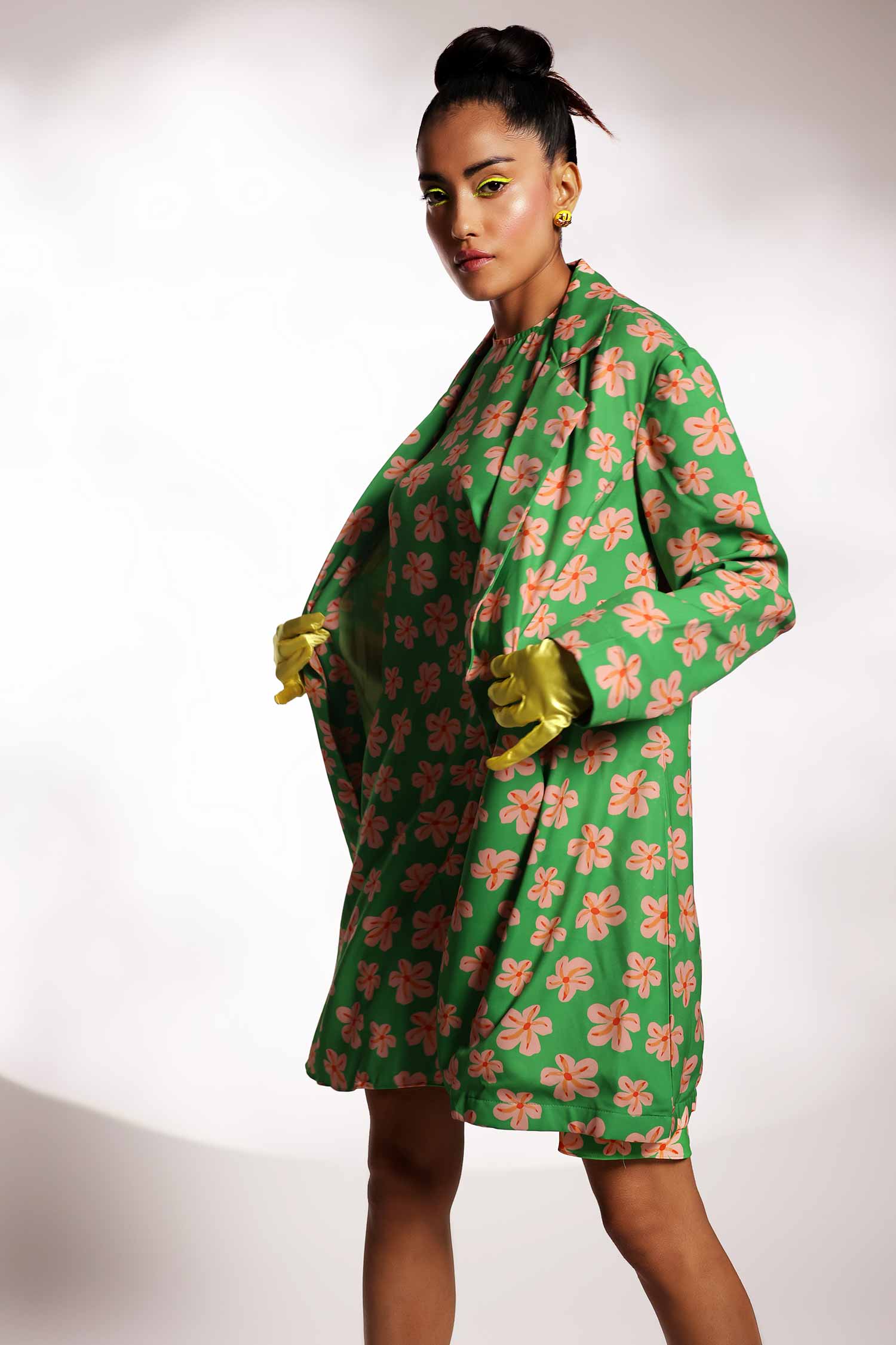 Green star print blazer