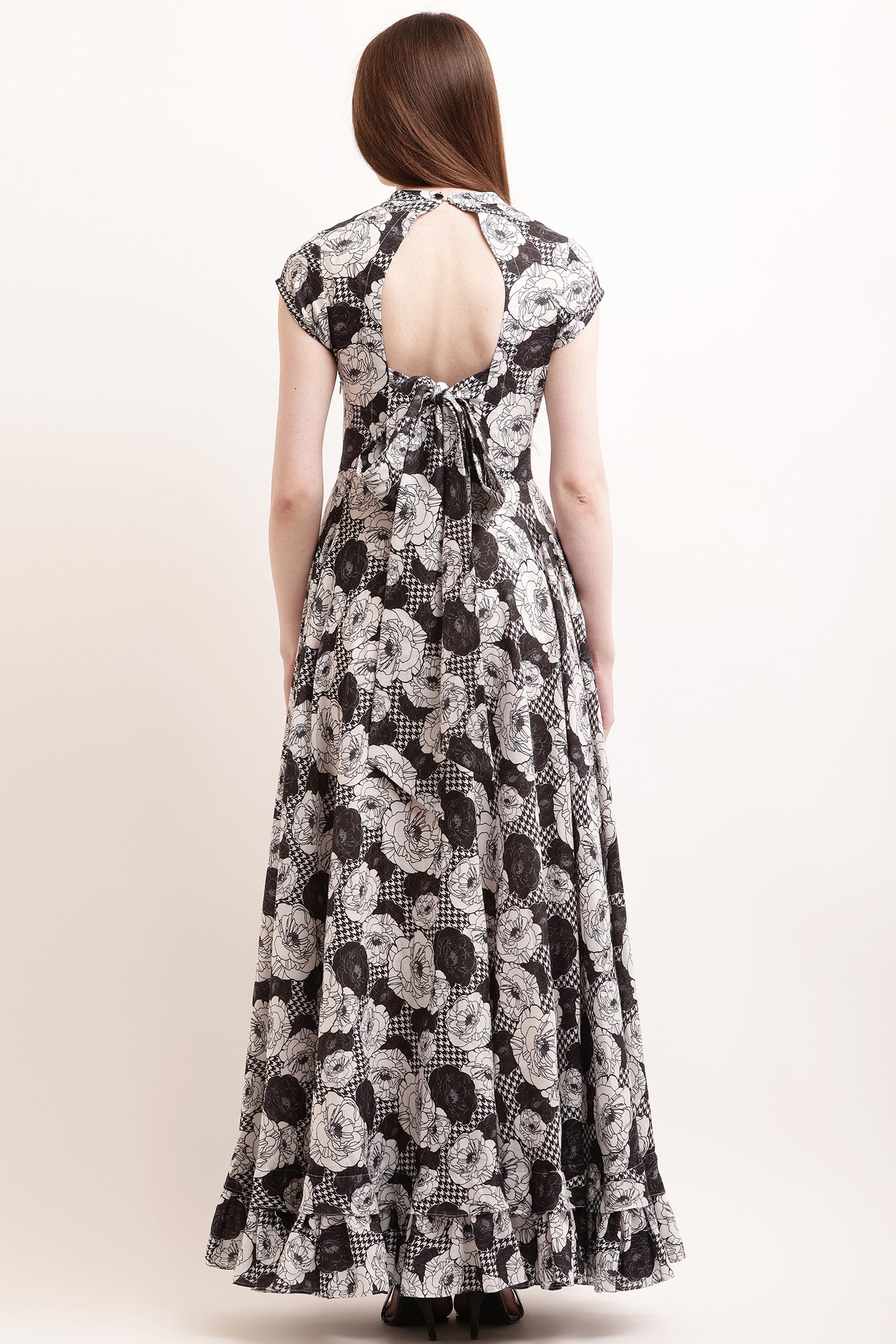 Bow Maxi White Printed Flower Jaal